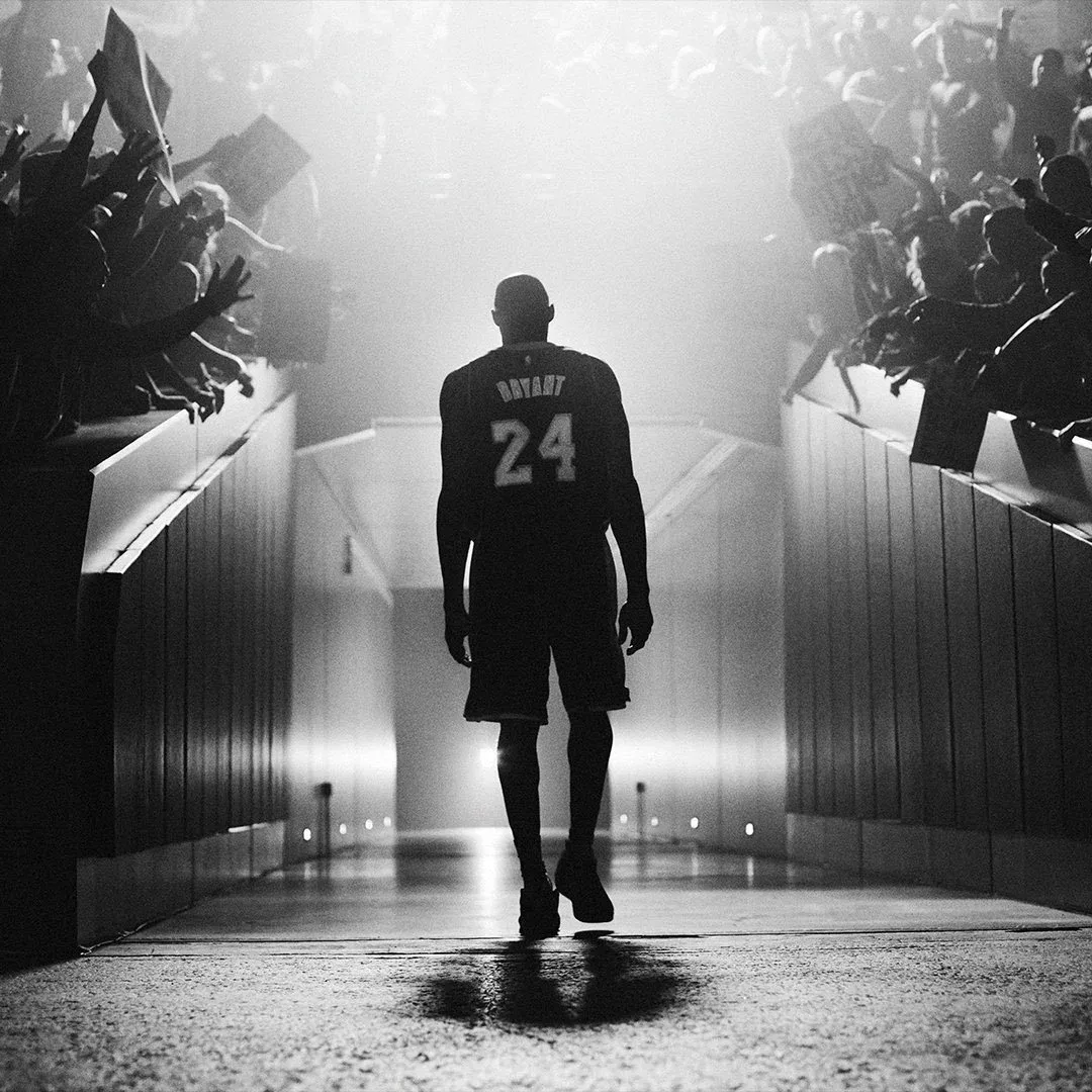 Kobe walking out to his final game
